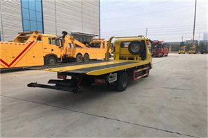 香山非事故拖车